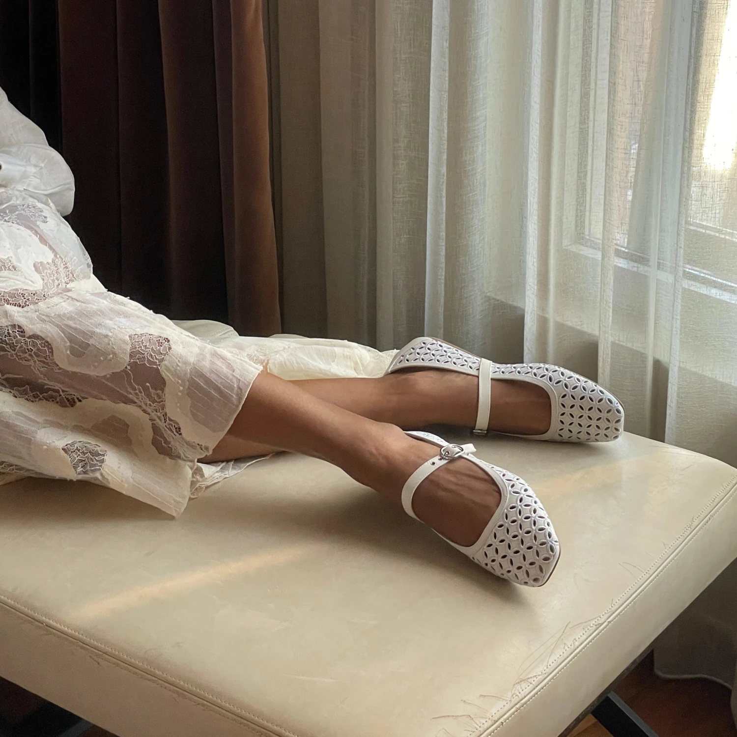 RODNI EYELET PERF BALLET FLATS TRUE WHITE LEATHER(Rodni Eyelet Perf Ballet Flats True White Leather) 2 RODNI EYELET PERF BALLET FLATS TRUE WHITE LEATHER(Rodni Eyelet Perf Ballet Flats True White Leather) - Image 2