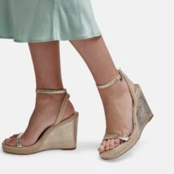 AURORA HEELS LIGHT GOLD METALLIC STELLA - Re:vita(Aurora Heels Light Gold Metallic Stella Tcifyf0rc_ Resale) -Dolce Vita Shop AURORA LIGHT GOLD 02