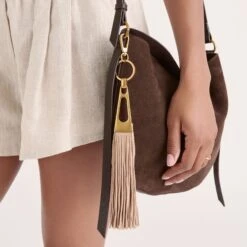 FRINGE TASSEL BAG CHARM CAMEL(Fringe Tassel Bag Charm Camel) -Dolce Vita Shop DOLCEVITA BAGCHARMS STYLED 09 55480c0d b4ae 4ab9 8500 fb3533c905fb