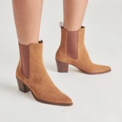SHADIE H2O WIDE BOOTIES BROWN SUEDE(Shadie H2o Wide Booties Brown Suede) -Dolce Vita Shop DOLCEVITA BOOTIES SHADIEH2O BROWNSUEDEH2O ONFOOT WIDE 01 2c3cfe9e 298b 45fe b8c2 1b6f8721e795