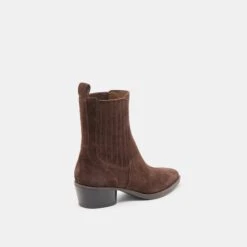FAINT H2O BOOTIES DK BROWN SUEDE(Faint H2o Booties Dk Brown Suede) -Dolce Vita Shop DOLCEVITA BOOTS FAINT H2O DK BROWN SUEDE H2O 03 465a0dd8 a13c 4e80 8f6c 072eac16c7fe