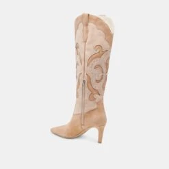 FINLEY STUD BOOTS CAMEL SUEDE(Finley Stud Boots Camel Suede) -Dolce Vita Shop DOLCEVITA BOOTS FINLEY CAMEL SUEDE 09