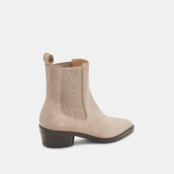 FOSTER BOOTIES TAUPE SUEDE(Foster Booties Taupe Suede) -Dolce Vita Shop DOLCEVITA BOOTS FOSTER TAUPE SUEDE 03