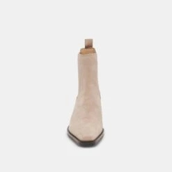 FOSTER BOOTIES TAUPE SUEDE(Foster Booties Taupe Suede) -Dolce Vita Shop DOLCEVITA BOOTS FOSTER TAUPE SUEDE 04