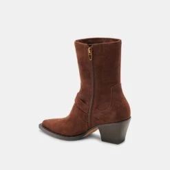 RAVE WIDE CALF BOOTS DK BROWN SUEDE(Rave Wide Calf Boots Dk Brown Suede) -Dolce Vita Shop DOLCEVITA BOOTS RAVE DK BROWN SUEDE 09 353ad94c 6c75 4a64 a4ce 87d16f3e7ad3