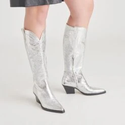 RYATT BOOTS SILVER DISTRESSED LEATHER(Ryatt Boots Silver Distressed Leather) 21 RYATT BOOTS SILVER DISTRESSED LEATHER(Ryatt Boots Silver Distressed Leather) -Dolce Vita Shop DOLCEVITA BOOTS RYATT SILVERDISTRESSEDLEATHER ONFOOT 01