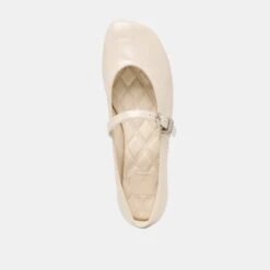 ALIZZA BALLET FLATS CREME CRINKLE PATENT(Alizza Ballet Flats Creme Crinkle Patent) -Dolce Vita Shop DOLCEVITA FLATS ALIZZA CREMECRINKLEPATENT 06