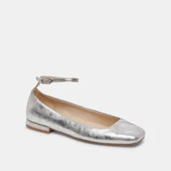Dolce Vita ASHYA BALLET FLATS SILVER DISTRESSED LEATHER(Ashya Ballet Flats Silver Distressed Leather) -Dolce Vita Shop DOLCEVITA FLATS ASHYA SILVERDISTRESSEDLEATHER 01