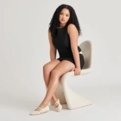 BAYLEE BALLET FLATS BONE PERFORATED SUEDE(Baylee Ballet Flats Bone Perforated Suede) -Dolce Vita Shop DOLCEVITA FLATS BAYLEE BONEPERFORATEDLEATHER ONFOOT 01