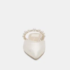 KANIKA PEARL FLATS VANILLA PEARLS(Kanika Pearl Flats Vanilla Pearls) 18 KANIKA PEARL FLATS VANILLA PEARLS(Kanika Pearl Flats Vanilla Pearls) -Dolce Vita Shop DOLCEVITA FLATS KANIKAPEARLLOW VANILLAPEARLS 04