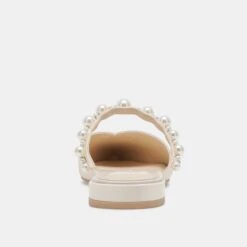 KANIKA PEARL FLATS VANILLA PEARLS(Kanika Pearl Flats Vanilla Pearls) 19 KANIKA PEARL FLATS VANILLA PEARLS(Kanika Pearl Flats Vanilla Pearls) -Dolce Vita Shop DOLCEVITA FLATS KANIKAPEARLLOW VANILLAPEARLS 05