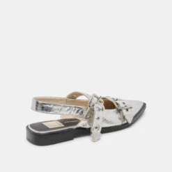 LABELL FLATS SILVER DISTRESSED LEATHER - Re:vita(Labell Flats Silver Distressed Leather Ntu2fox36 Resale) -Dolce Vita Shop DOLCEVITA FLATS LABELL SILVERDISTRESSEDLEATHER 03 6c171108 12ce 4c75 8b1c 79a3e16dff2b