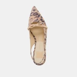 PAYGE FLATS LT LEOPARD SUEDE(Payge Flats Lt Leopard Suede) -Dolce Vita Shop DOLCEVITA FLATS PAYGE LTLEOPARDSUEDE 06