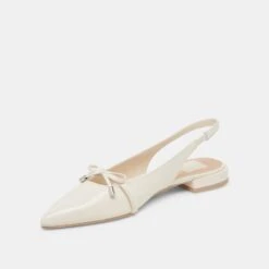 PAYGE FLATS OFF WHITE CRINKLE PATENT(Payge Flats Off White Crinkle Patent) -Dolce Vita Shop DOLCEVITA FLATS PAYGE OFFWHITECRINKLEPATENT 08