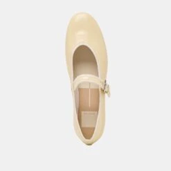 ROSLYN BALLET FLATS LIGHT YELLOW LEATHER(Roslyn Ballet Flats Light Yellow Leather) 16 ROSLYN BALLET FLATS LIGHT YELLOW LEATHER(Roslyn Ballet Flats Light Yellow Leather) -Dolce Vita Shop DOLCEVITA FLATS ROSLYN LTYELLOWLEATHER 06