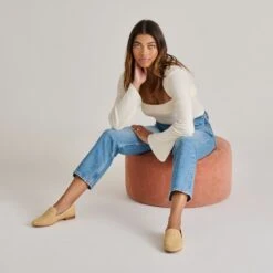 BAYLEN FLATS NATURAL WOVEN RAFFIA(Baylen Flats Natural Woven Raffia) -Dolce Vita Shop DOLCEVITA FLAT BAYLEN NATURALWOVENRAFFIA ONFOOT 01