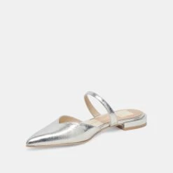KANIKA WIDE FLATS SILVER DISTRESSED LEATHER(Kanika Wide Flats Silver Distressed Leather) -Dolce Vita Shop DOLCEVITA FLAT KANIKALOW SILVERDISTRESSEDLEATHER 09 b9a199fe 8fc3 4704 bdfb 32bc315c50e7