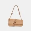 ALICE SHOULDER BAG BEIGE SUEDE(Alice Shoulder Bag Beige Suede)