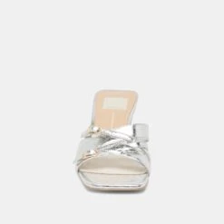 BRYANT HEELS SILVER DISTRESSED LEATHER(Bryant Heels Silver Distressed Leather) 14 BRYANT HEELS SILVER DISTRESSED LEATHER(Bryant Heels Silver Distressed Leather) -Dolce Vita Shop DOLCEVITA HEELS BRYANT SILVERDISTRESSEDLEATHER 04