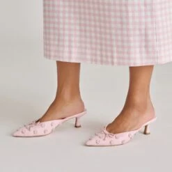 CAMILO X BYRDIE GOLF HEELS PINK RAFFIA(Camilo X Byrdie Golf Heels Pink Raffia) -Dolce Vita Shop DOLCEVITA HEELS CAMILOBYRDIES PINK ONFOOT 05