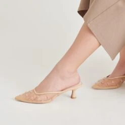 CLARA HEELS FRENCH VANILLA MESH(Clara Heels French Vanilla Mesh) -Dolce Vita Shop DOLCEVITA HEELS CLARA FRENCHVANILLAMESH ONFOOT 02 1