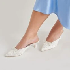 CLAYTN PEARL HEELS TRUE WHITE SATIN(Claytn Pearl Heels True White Satin) -Dolce Vita Shop DOLCEVITA HEELS CLAYTNPEARL TRUEWHITESATIN ONFOOT 02