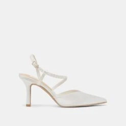 KAMRA PEARL HEELS TRUE WHITE SATIN(Kamra Pearl Heels True White Satin)