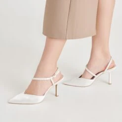 KAMRA PEARL HEELS TRUE WHITE SATIN(Kamra Pearl Heels True White Satin) -Dolce Vita Shop DOLCEVITA HEELS KAMRAPEARL TRUEWHITESATIN ONFOOT 1