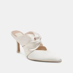 KELSY HEELS CREME SATIN(Kelsy Heels Creme Satin) -Dolce Vita Shop DOLCEVITA HEELS KELSY CREME SATIN 01
