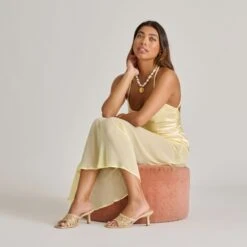 MAYLAH HEELS LIGHT GOLD MACRAME(Maylah Heels Light Gold Macrame) -Dolce Vita Shop DOLCEVITA HEELS MAYLAH LIGHTGOLDMACRAME ONFOOT 01