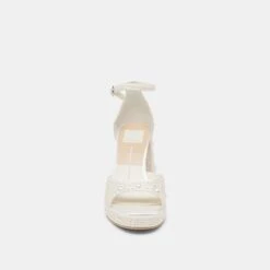 PANDRO PEARL WIDE HEELS TRUE WHITE SATIN(Pandro Pearl Wide Heels True White Satin) -Dolce Vita Shop DOLCEVITA HEELS PANDROPEARL TRUEWHITESATIN 04 90dc8e3b 90be 41aa b717 f57e39e01acd