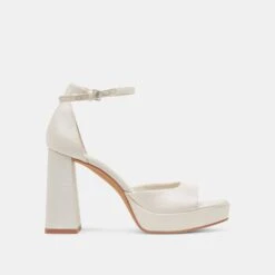 PANDRO HEELS WHITE SATIN(Pandro Heels White Satin)