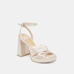 PARLO HEELS IVORY SATIN(Parlo Heels Ivory Satin) -Dolce Vita Shop DOLCEVITA HEELS PARLO IVORYSATIN 01