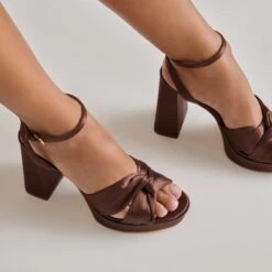 PARLO HEELS MID BROWN SATIN(Parlo Heels Mid Brown Satin) 14 PARLO HEELS MID BROWN SATIN(Parlo Heels Mid Brown Satin) -Dolce Vita Shop DOLCEVITA HEELS PARLO MIDBROWNSATIN ONFOOT 03