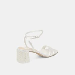 YSABEL PEARL HEELS TRUE WHITE SATIN(Ysabel Pearl Heels True White Satin) -Dolce Vita Shop DOLCEVITA HEELS YSABELPEARL TRUEWHITESATIN 03