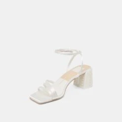 YSABEL PEARL HEELS TRUE WHITE SATIN(Ysabel Pearl Heels True White Satin) -Dolce Vita Shop DOLCEVITA HEELS YSABELPEARL TRUEWHITESATIN 08