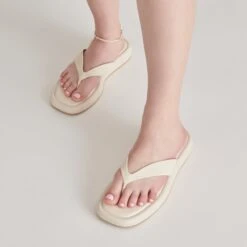 ADIN SANDALS IVORY LEATHER(Adin Sandals Ivory Leather) 15 ADIN SANDALS IVORY LEATHER(Adin Sandals Ivory Leather) -Dolce Vita Shop DOLCEVITA SANDALS ADIN IVORYLEATHER ONFOOT 3