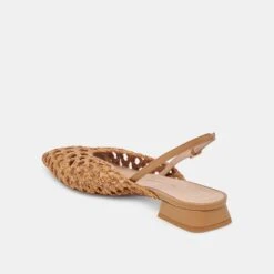 CYNDI FLATS NATURAL WOVEN(Cyndi Flats Natural Woven) -Dolce Vita Shop DOLCEVITA SANDALS CYNDI NATURALWOVEN 09