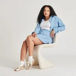 DELANY SNEAKERS LIGHT GOLD CRINKLE PATENT(Delany Sneakers Light Gold Crinkle Patent) -Dolce Vita Shop DOLCEVITA SANDALS DELANY LIGHTGOLDCRINKLEPATENT ONFOOT 02