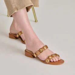 FARROW SANDALS SADDLE LEATHER(Farrow Sandals Saddle Leather) -Dolce Vita Shop DOLCEVITA SANDALS FARROW SADDLELEATHER ONFOOT 02