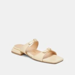 LAVERN SANDALS LIGHT YELLOW CRINKLE PATENT(Lavern Sandals Light Yellow Crinkle Patent) -Dolce Vita Shop DOLCEVITA SANDALS LAVERN LIGHTYELLOWLEATHER 01