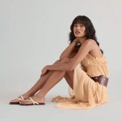 PIERS SANDALS BEIGE CROCO EMBOSSED LEATHER(Piers Sandals Beige Croco Embossed Leather) -Dolce Vita Shop DOLCEVITA SANDALS PIERS BEIGECROCOEMBOSSEDLEATHER ONFOOT 03