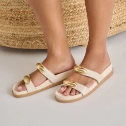 SATINE SANDALS BONE LEATHER(Satine Sandals Bone Leather) -Dolce Vita Shop DOLCEVITA SANDALS SATINE BONELEATHER ONFOOT02
