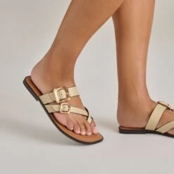 SHORE SANDALS IVORY LEATHER(Shore Sandals Ivory Leather) -Dolce Vita Shop DOLCEVITA SANDALS SHORE IVORYLEATHER ONFOOT 02