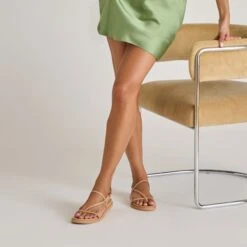 DALLEN SANDALS CAFE LEATHER(Dallen Sandals Cafe Leather) -Dolce Vita Shop DOLCEVITA SANDAL DALLEN CAFELEATHER ONFOOT 02