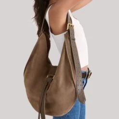 OAKLEY TOTE OLIVE SUEDE(Oakley Tote Olive Suede)