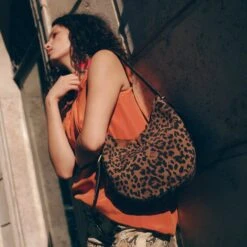 BREE SHOULDER BAG LEOPARD SUEDE(Bree Shoulder Bag Leopard Suede) -Dolce Vita Shop DOLCEVITA SHOULDER BAG BREE L LEOPARD SUEDE
