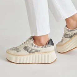 DANDI SNEAKERS BLACK NATURAL RAFFIA(Dandi Sneakers Black Natural Raffia) -Dolce Vita Shop DOLCEVITA SNEAKERS DANDI BLACKNATURALRAFFIA ONFOOT 03