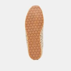 DANIE EYELET PERF SNEAKERS LT NATURAL RAFFIA(Danie Eyelet Perf Sneakers Lt Natural Raffia) -Dolce Vita Shop DOLCEVITA SNEAKERS DANIEEYELETPERF CAMELSUEDE 07