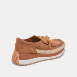 JADAH SNEAKERS PECAN SUEDE - Re:vita(Jadah Sneakers Pecan Suede Resale) -Dolce Vita Shop DOLCEVITA SNEAKERS JADAH PECANSUEDE 03 a2b5ecca db19 4ba6 8b6e 94584a01e88c